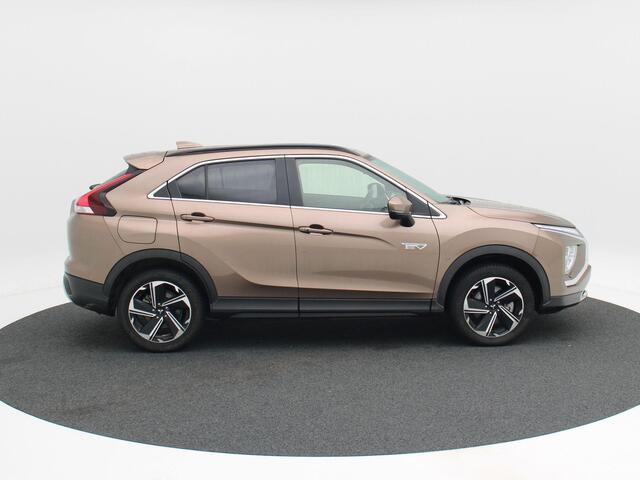 Mitsubishi ECLIPSE Cross 2.4 PHEV Intense | Cruise Control | Climate Control | Navi | Bluetooth | Camera | Trekhaak | 18 Inch | 26.202 Km!!