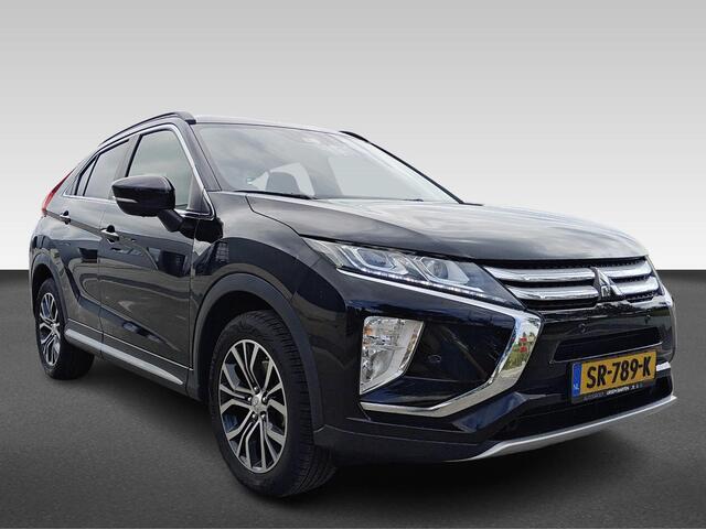 Mitsubishi ECLIPSE Cross 1.5 DI-T First Edition | Camera