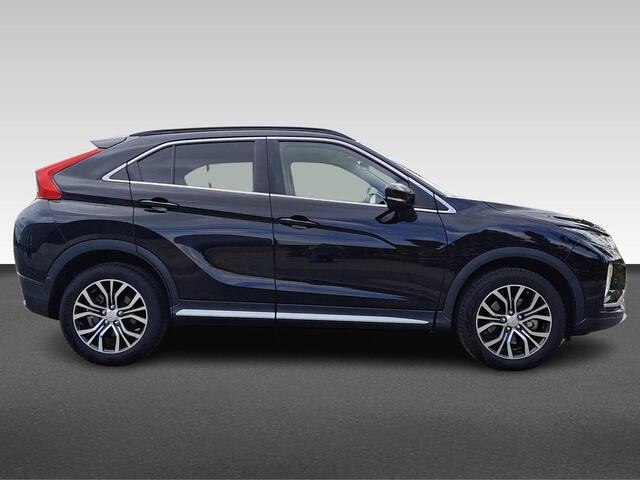 Mitsubishi ECLIPSE Cross 1.5 DI-T First Edition | Camera