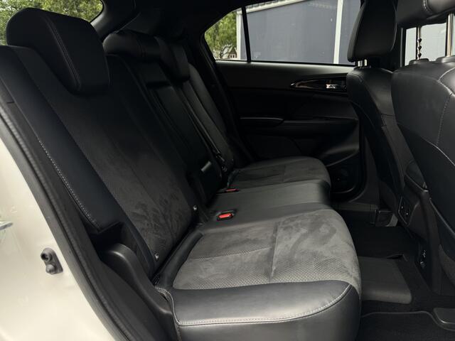 Mitsubishi ECLIPSE Cross 2.4 PHEV Executive GRATIS Afleverpakket! | 5 Jaar Fabrieksgarantie | 360* Camera | Stoel\Stuur Verwarming |