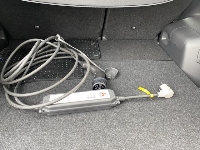 Mitsubishi ECLIPSE Cross 2.4 PHEV Executive | All Seasons