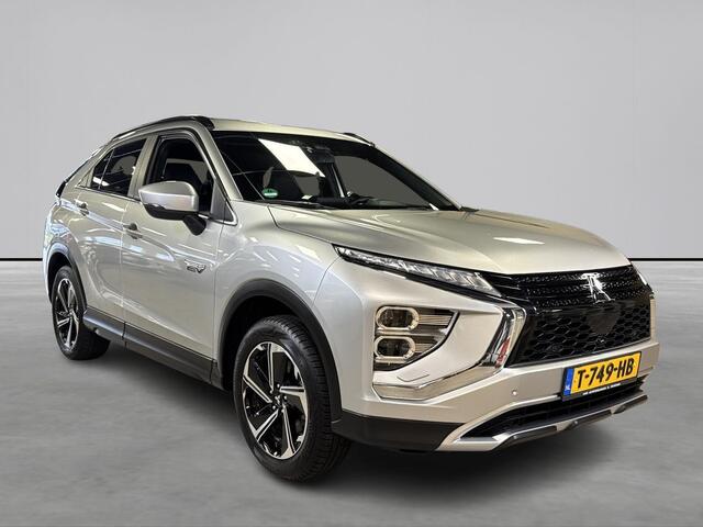 Mitsubishi ECLIPSE Cross 2.4 PHEV Intense+ Trekhaak, 4 seizoenbanden