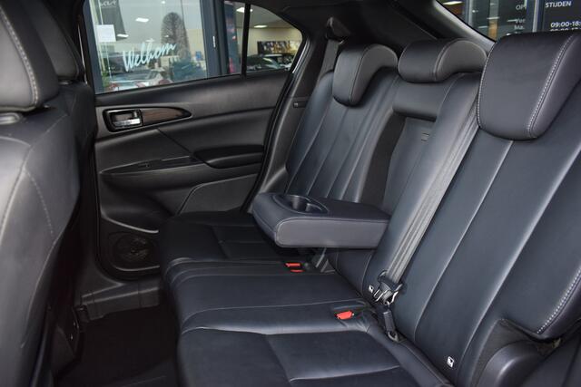 Mitsubishi ECLIPSE Cross 2.4 PHEV Prestige | Cruise Control | Camera | Stoelverwarming | Trekhaak | 8jr.Garantie