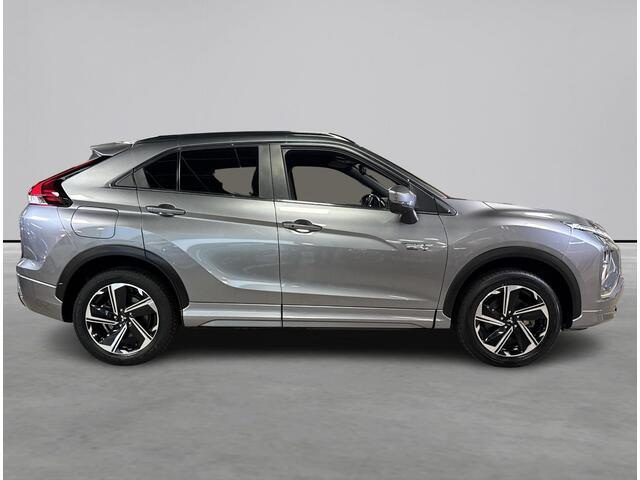 Mitsubishi ECLIPSE Cross 2.4 PHEV Executive 360camera, Dodehoek detectie