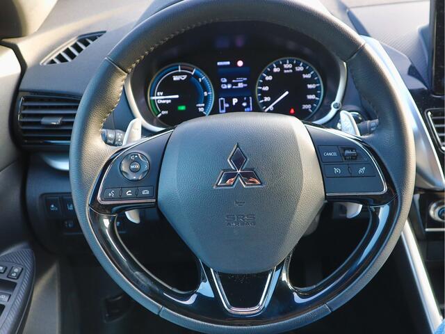 Mitsubishi ECLIPSE Cross 2.4 PHEV Intense+ Automaat 13.955km! Navigatie | Camera | Stoelverwarming | LED | 8 jaar Garantie