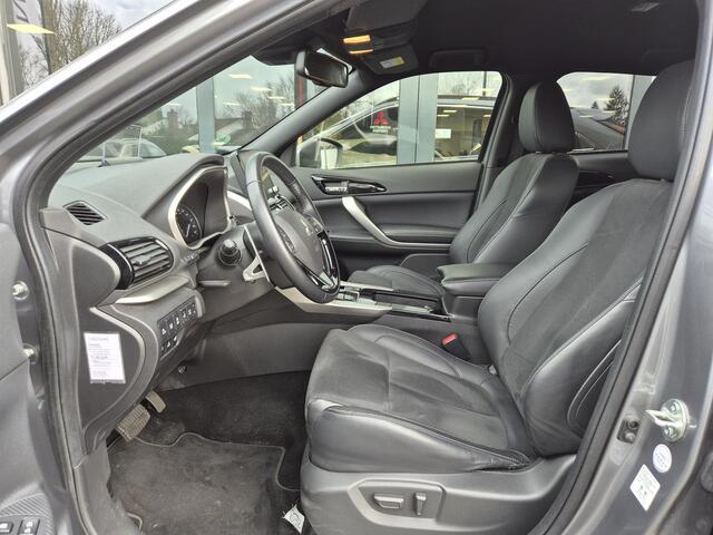 Mitsubishi ECLIPSE Cross 2.4 PHEV First Edition | Trekhaak | Navigatie |