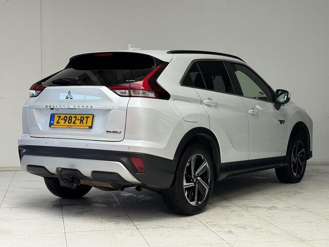 Mitsubishi ECLIPSE Cross 2.4 PHEV Intense+ | Trekhaak | Stoelverwarming | Navigatie | Achteruitrijcamera |