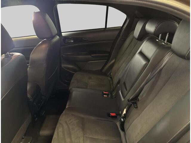 Mitsubishi ECLIPSE Cross 2.4 PHEV Executive