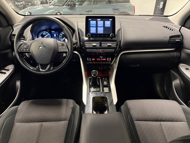 Mitsubishi ECLIPSE Cross 2.4 PHEV Camera/Apple/Android