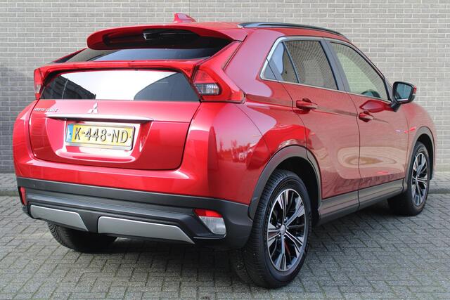 Mitsubishi ECLIPSE Cross 1.5 DI-T Intense Automaat , Carplay , Parkeercamera