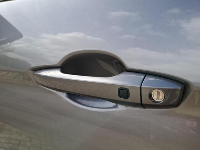 Mitsubishi ECLIPSE Cross 2.4 PHEV First Edition