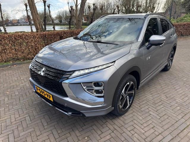 Mitsubishi ECLIPSE Cross 2.4PHEV Executive/Trekhaak/360Cam/AdCruise/Hleer/Led/Matrix