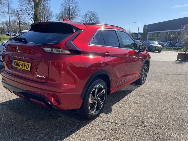Mitsubishi ECLIPSE Cross 2.4 PHEV Executive | All Seasons