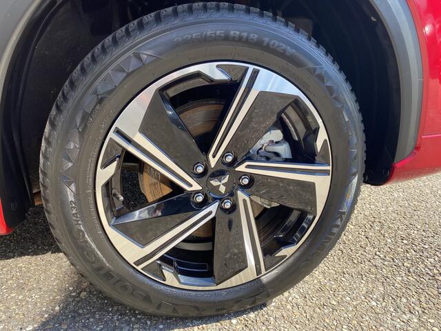 Mitsubishi ECLIPSE Cross 2.4 PHEV Executive | All Seasons