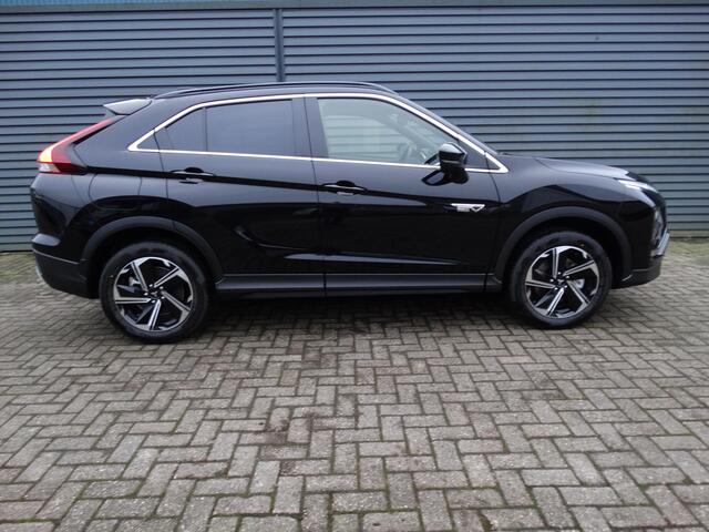 Mitsubishi ECLIPSE Cross 2.4 PHEV Intense+ Rijklaarprijs! Dealer onderhouden!