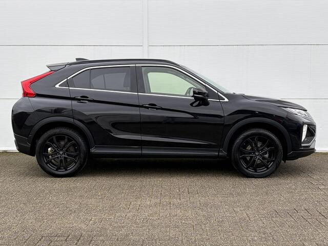 Mitsubishi ECLIPSE Cross 1.5 DI-T Pure / 18 inch LM op All Season banden / Dealer onderhouden / Trekhaak( 1600) / Clima /