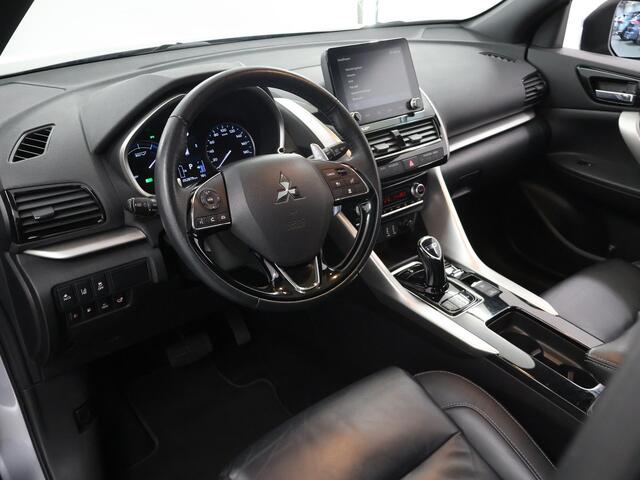 Mitsubishi ECLIPSE Cross 2.4 PHEV Prestige | Trekhaak | Panoramadak | Lederen Interieur | Navigatie | Ele.verstelbare stoelen | Stoelverwarming/Stuurverwarming | Camera | DAB | Adaptieve Cruise Control |