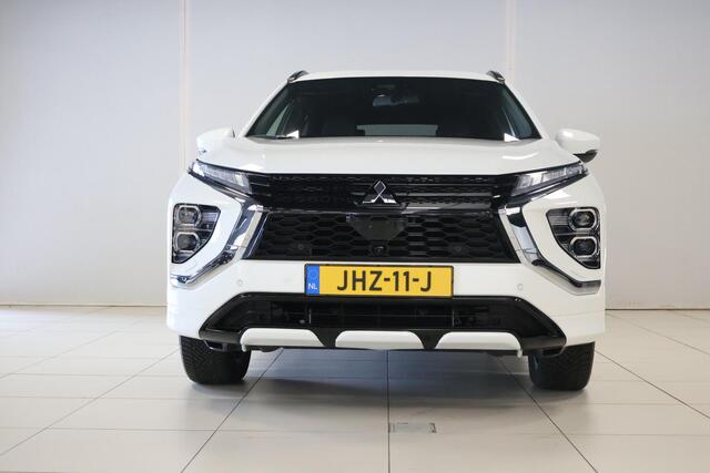 Mitsubishi ECLIPSE Cross 2.4 PHEV Intense+ .