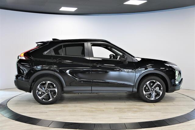 Mitsubishi ECLIPSE Cross 2.4 PHEV Intense+ | Cruise | Camera