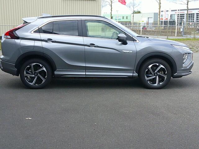Mitsubishi ECLIPSE Cross 2.4 PHEV Intense+ Automaat Staat in Hoogeveen