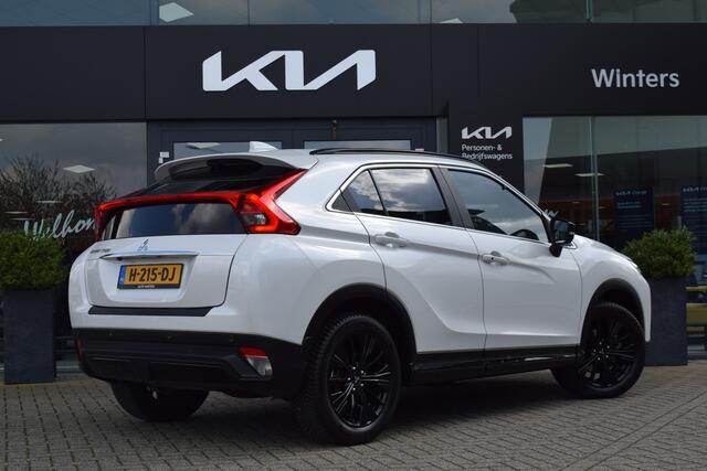 Mitsubishi ECLIPSE Cross 1.5 DI-T Black Edition | Trekhaak | Automaat | Stuur + Stoelverwarming | Camera | Sensoren |