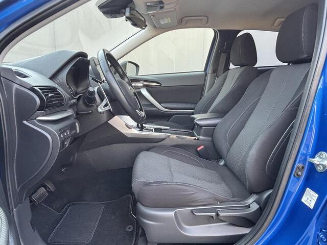 Mitsubishi ECLIPSE Cross 2.4 PHEV Intense 4WD S-AWC / Cruise Control / Climate Control / 1.500 kg trekgewicht / Stoelverwarming / Appel CarPlay & Android Auto / Achteruitrijcamera /