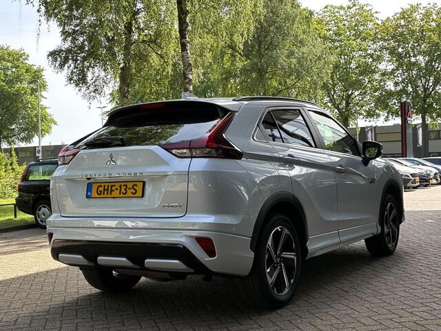 Mitsubishi ECLIPSE Cross 2.4 PHEV Instyle | Panoramadak | Leder | Head-up | Stoel en stuurverwarming | FABRIEKSGARANTIE TOT 06-2029!