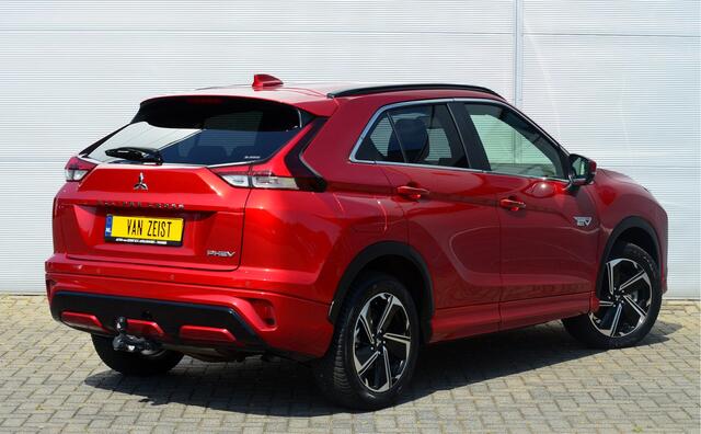 Mitsubishi ECLIPSE Cross PHEV 2.4 EXECUTIVE 4WD | PLUG IN HYBRID | V2H | SOH 85% | ADAPTIEF CRUISE | TREKHAAK 1500KG | ALL SEASON | DODEHOEK ASSISTENT | 360 CAMERA | FABRIEKSGARANTIE TOT 29-06-2030* | NP ¤ 48.616,- | ALL IN RIJKLAARPRIJS