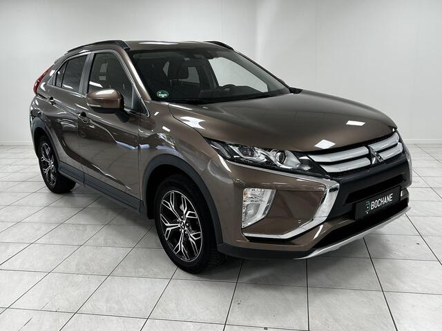 Mitsubishi ECLIPSE Cross 1.5 DI-T Pure AFNEEMBARE TREKHAAK | APPLE CARPLAY | ACHTERUITRIJCAMERA