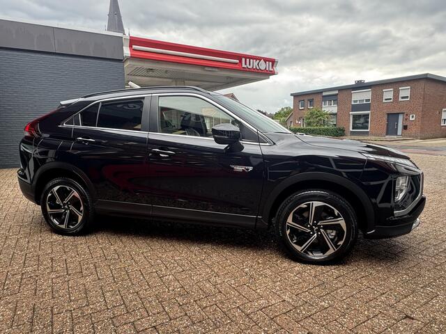 Mitsubishi ECLIPSE Cross 2.4 PHEV Intense *TREKHAAK/CRUISE/WINTERSET*