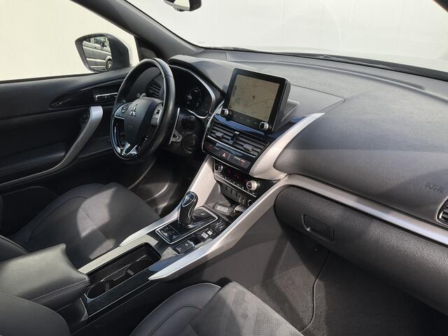 Mitsubishi ECLIPSE Cross 2.4 PHEV AWD IntenseCamera Trekhaak Navigatie Audio LMV