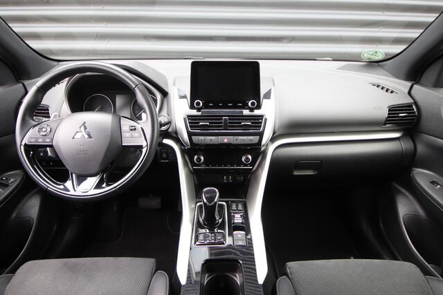 Mitsubishi ECLIPSE Cross 2.4 PHEV Intense + Trekhaak, dealer O.H, Standkachel