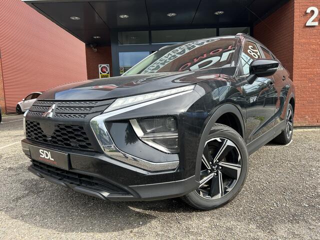 Mitsubishi ECLIPSE Cross 2.4 PHEV Intense // LED // CAMERA // KEYLESS // APPLE CARPLAY / ANDROID AUTO // CLIMA // STOELVERWARMING