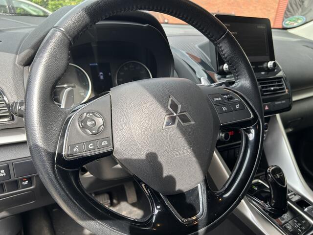 Mitsubishi ECLIPSE Cross 2.4 PHEV Intense // LED // CAMERA // KEYLESS // APPLE CARPLAY / ANDROID AUTO // CLIMA // STOELVERWARMING