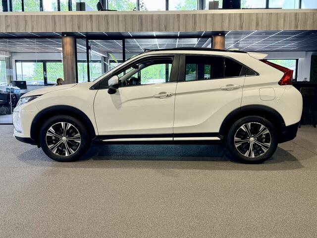 Mitsubishi ECLIPSE Cross 1.5 DI-T Instyle Panorama | Trekhaak | 360 Camera | Stuur/stoel verwarming | NAP
