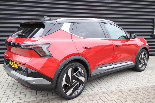 Mitsubishi ECLIPSE Cross Intense+ 87 kWh Zwart dak
