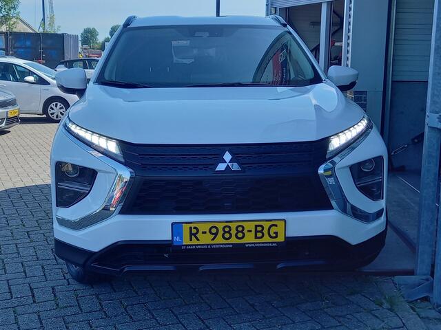 Mitsubishi ECLIPSE Cross 2.4 PHEV Instyle - CAMERA - TREKHAAK - CARPLAY / ANDROID - CLIMA - CRUISE