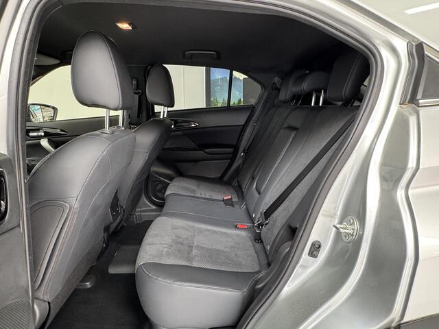 Mitsubishi ECLIPSE 2.4 PHEV Executive | Navigatie | 360 Camera | Cruise Control Adaptief | Stoelverwarming |