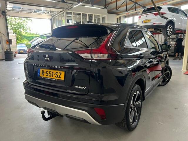Mitsubishi ECLIPSE 2.4 PHEV INTENSE+, Camera, Stoel verwarming, Led, Trekhaak afneembaar