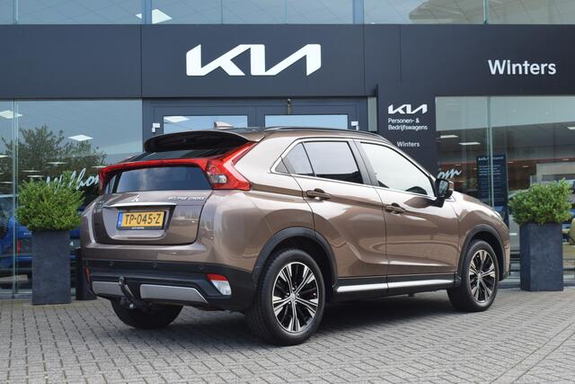Mitsubishi ECLIPSE Cross 1.5 DI-T Instyle Automaat | Trekhaak | 360° Camera | Dodehoek Detectie | Kantel/ Schuifdak |