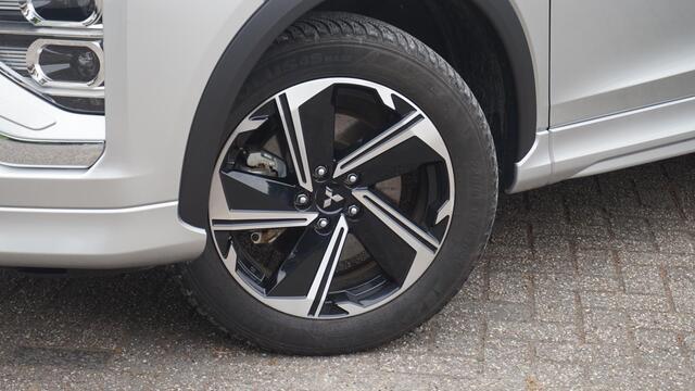 Mitsubishi ECLIPSE Cross 2.4 PHEV Executive | Trekhaak Afneembaar