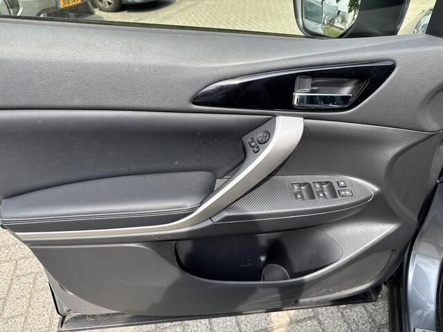 Mitsubishi ECLIPSE Cross 2.4 PHEV Instyle | Fabrieksgarantie | Trekhaak afneembaar |