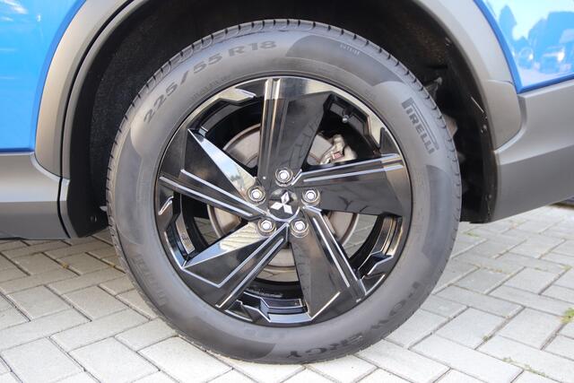 Mitsubishi ECLIPSE Cross 2.4 PHEV Black Edition NL-Auto