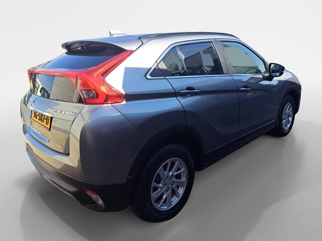 Mitsubishi ECLIPSE Cross 1.5 DI-T Pure | autom 1.5 DI-T Pure
