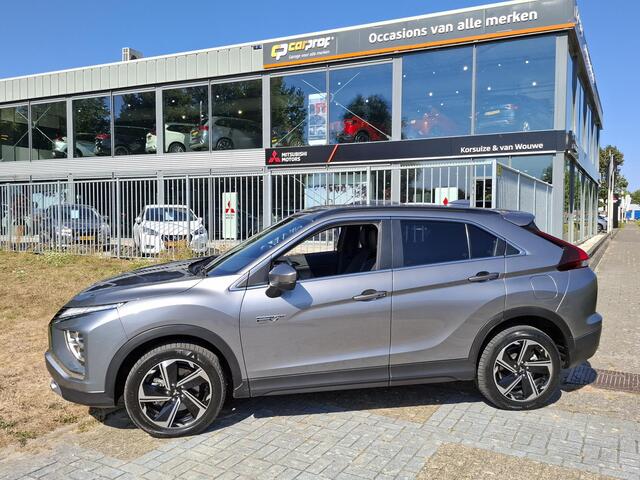 Mitsubishi ECLIPSE Cross 2.4 PHEV Intense+ | Apple Carplay / Android auto| Parkeersensoren V+A | Camera |