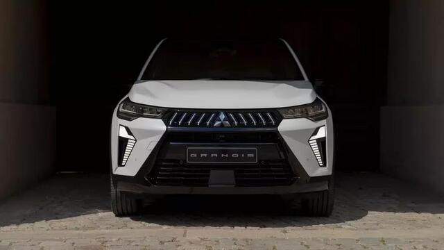 Mitsubishi GRANDIS 1.8 HEV Intense / 1.000,- Euro Introductievoordeel / Nieuw Te Bestellen / Afbeeldingen Kunnen Afwijken Van De Werkelijke Utvoering /