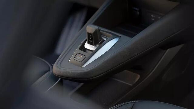 Mitsubishi GRANDIS 1.8 HEV Instyle / 1.000,- Euro Introductievoordeel / Nieuw Te Bestellen / Afbeeldingen Kunnen Afwijken Van De Werkelijke Utvoering /