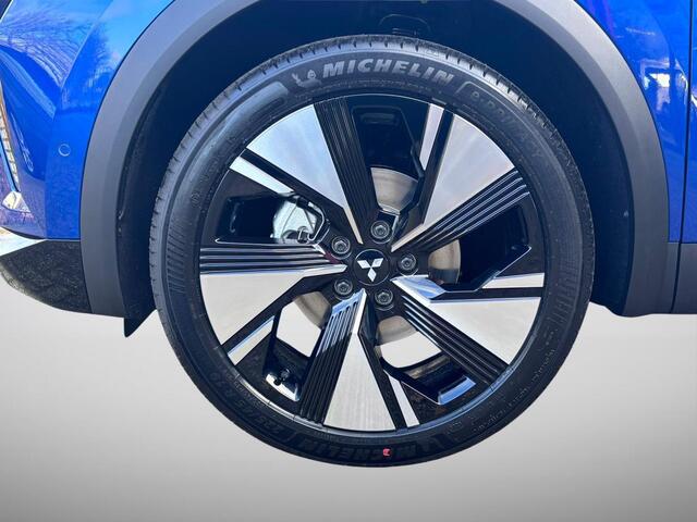 Mitsubishi GRANDIS 1.8 HEV First Edition