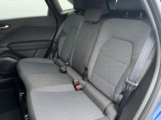 Mitsubishi GRANDIS 1.8 HEV Intense+ / ¤ 2.000,- Voordeel op de Nieuwprijs / Prijs is rijklaar / 8 Jaar Fabrieksgarantie / Direct leverbaar / Stuurwiel en Stoelverwarming / Adaptieve Cruise / Verwarmde Vooruit / Keyless Entry & Start / Climate Control /