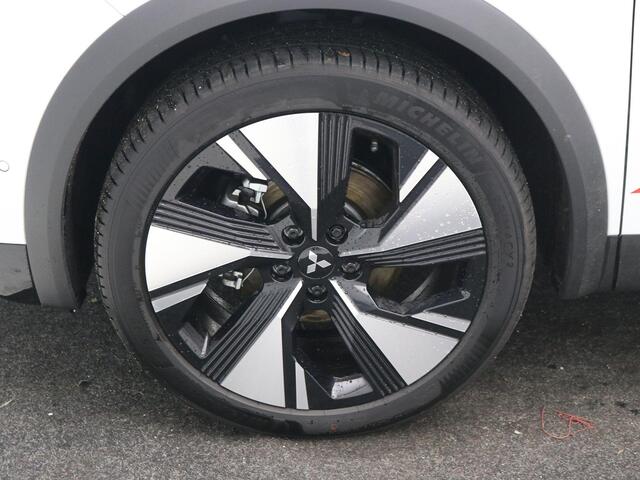 Mitsubishi GRANDIS 1.8 HEV Instyle AUTOMAAT / 8 jaar fabrieksgarantie / Elektrochromatisch glazen panoramadak / Google Assistent / Stuurwiel- en Stoelverwarming voor / Adaptieve Cruise Control / Verwarmde Voorruit / Climate Control / Keyless Entry & Start / Elektrisch Verst